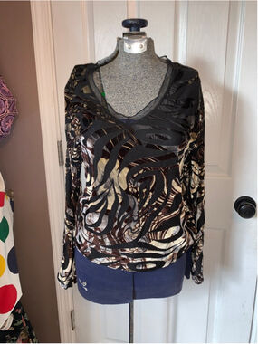 Women's Papillon blanc Black Beige Velvet Pattern Blouse Large
